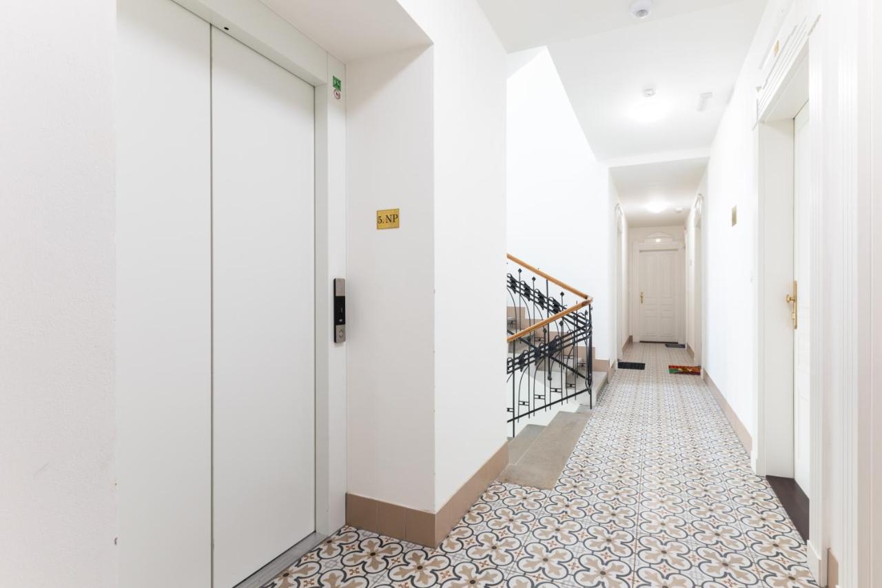 Friendly Apartments In Praga Exterior foto
