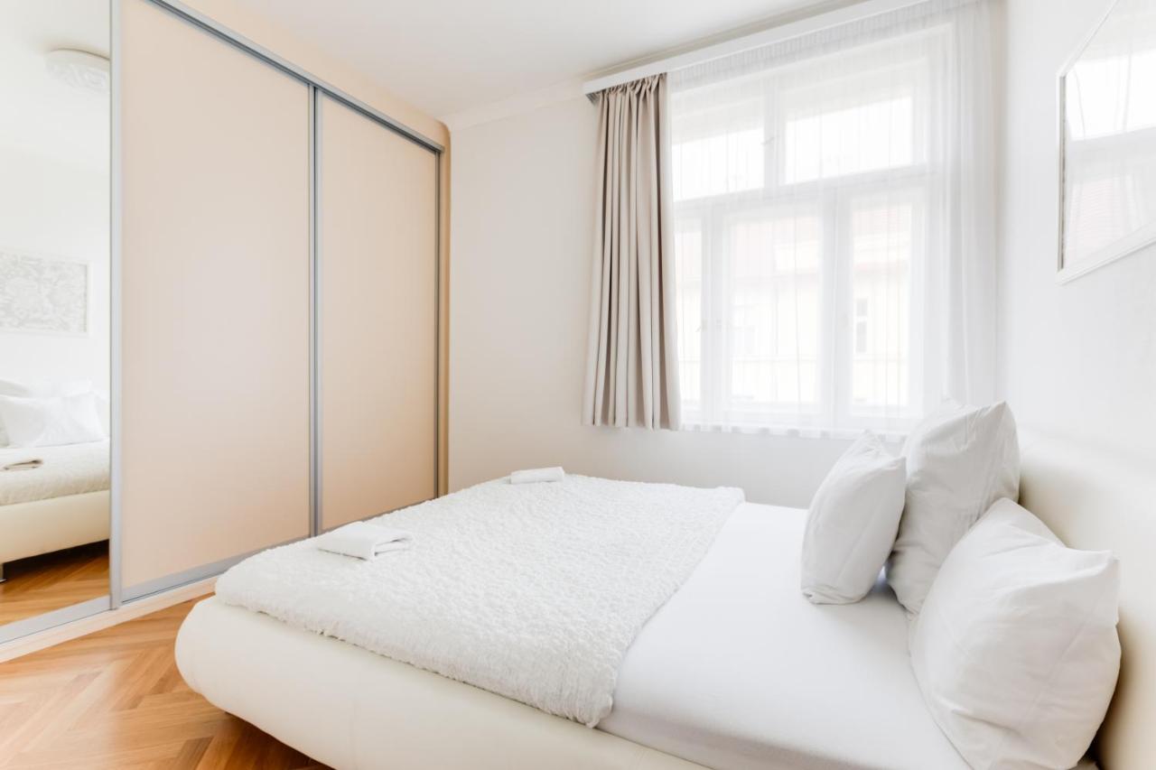 Friendly Apartments In Praga Exterior foto